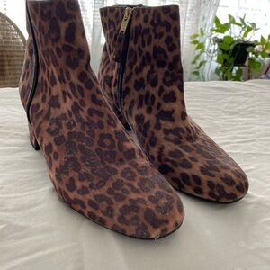 Sam & Libby Brown Ankle Booties with Chunky Heel Size 8.5 Pre loved